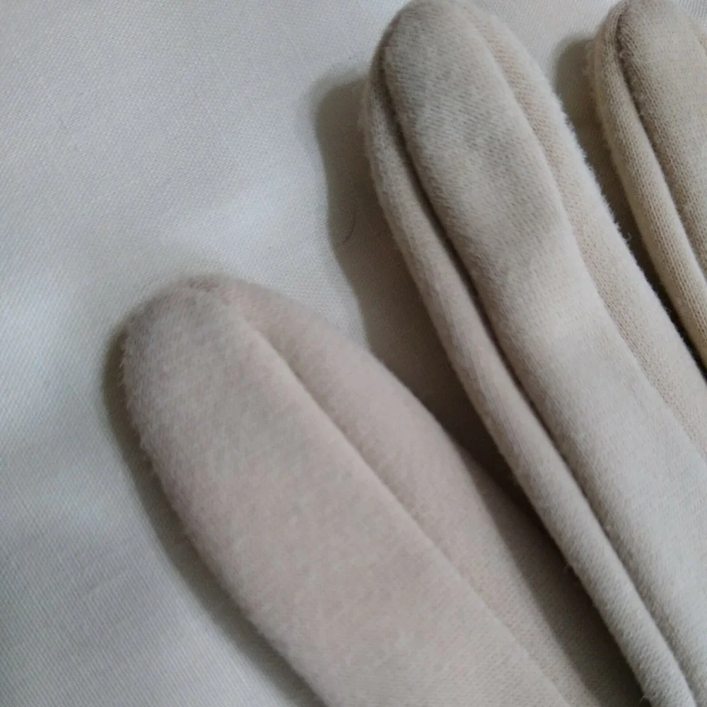 MCM Apprx Size 6 1/2 Vtg Gloves 17